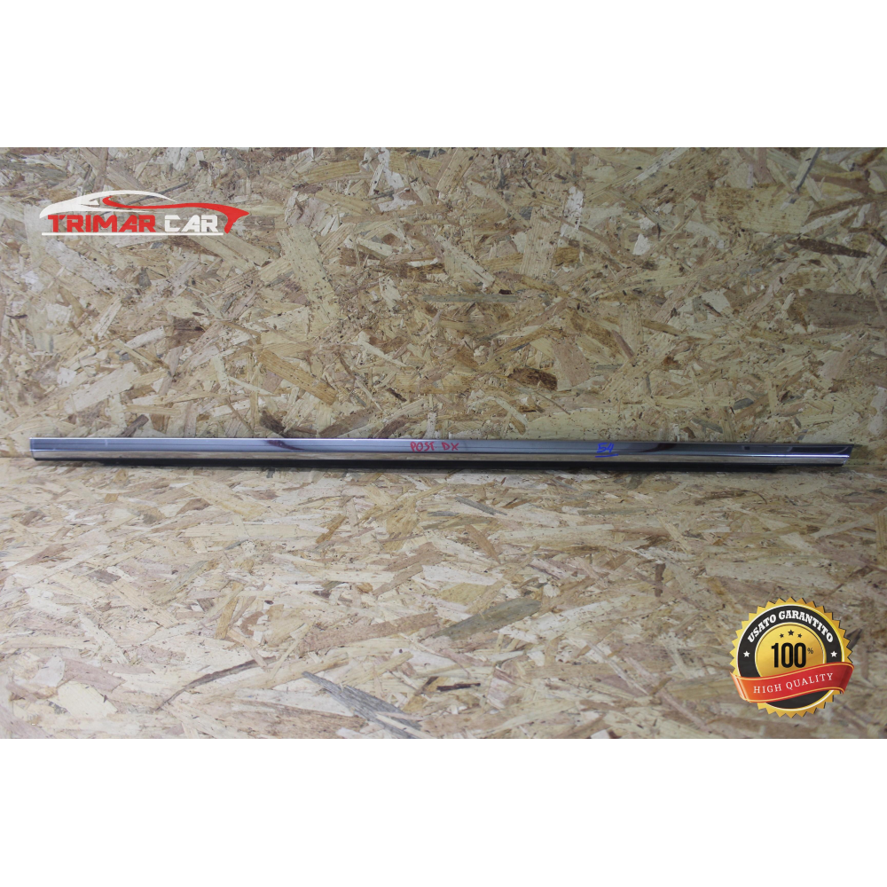 RASCHIAVETRO ESTERNO POSTERIORE DESTRO LANCIA THEMA 2 (LX)(2011 >) 3.0 D 239CV 176KW COD MOT; EXF