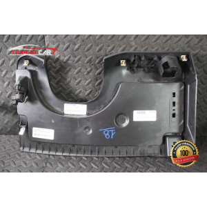 L0198977DX9AD COPERTURA PIANTONE STERZO INFERIORE LANCIA THEMA 2 (LX)(2011 >) 3.0 D 239CV 176KW COD MOT; EXF