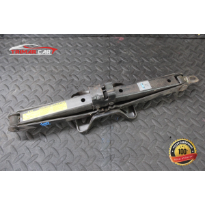 09111-0W110 CRIC SOLLEVATORE AUTO  TOYOTA RAV4 3 III (A3)(05-13)